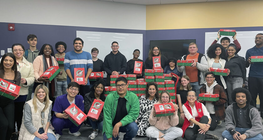 “Operation Christmas Child” Brings Bergen Together